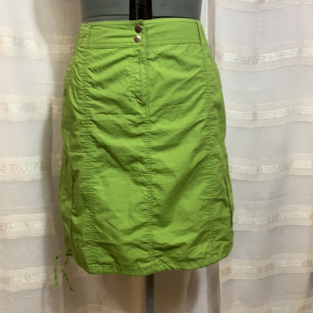 Nine & CO weekend by Nine West cargo skirt size 10
